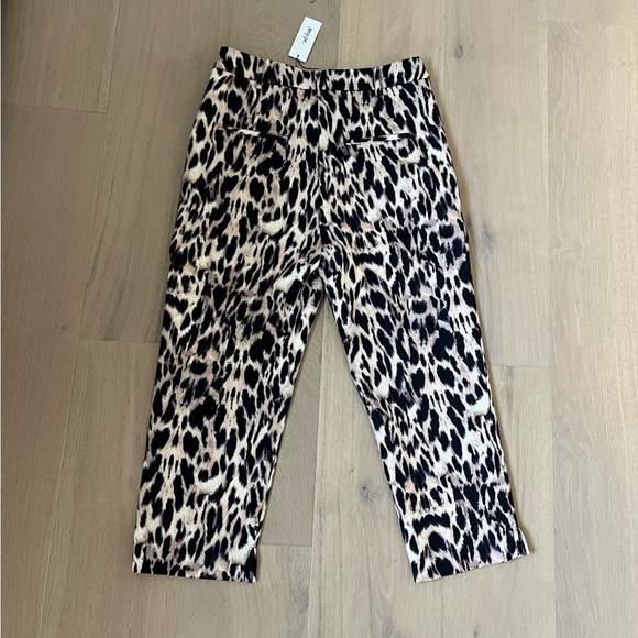 BNWT Nasty Gal Cheetah Print Capris - Picture 5 of 6